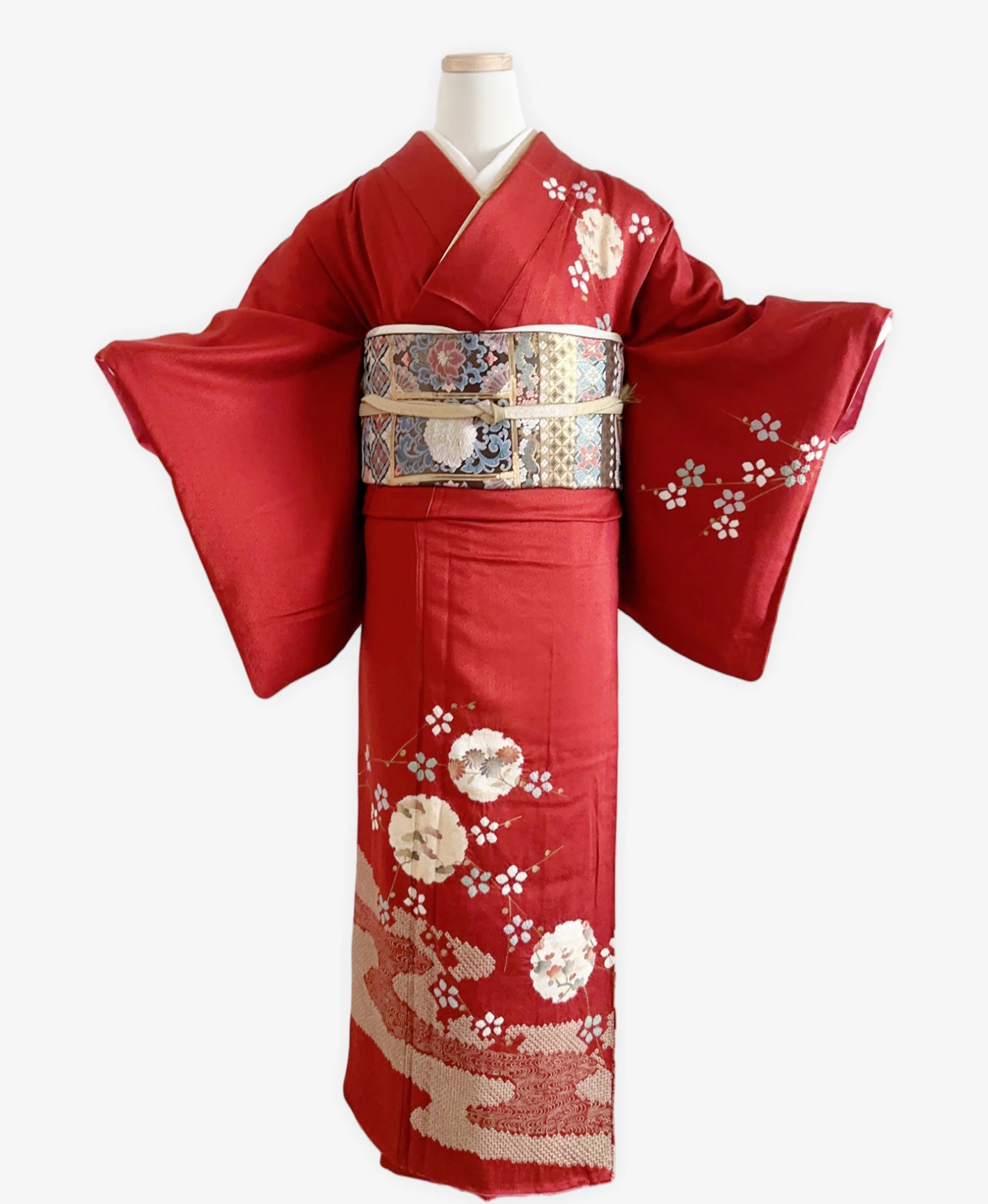 茜色 赤系 駒刺繍 金彩 絞り 雪輪取り 訪問着レンタル - 画像 1