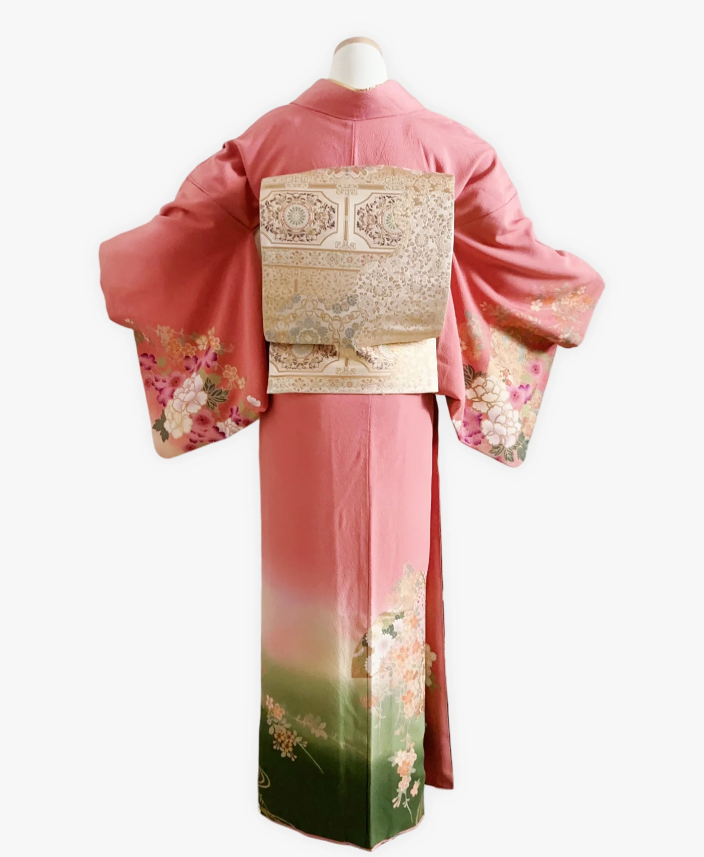 薄紅梅 ピンク系 暈し染め 金彩 牡丹 桜 流水 訪問着レンタル - 画像 2
