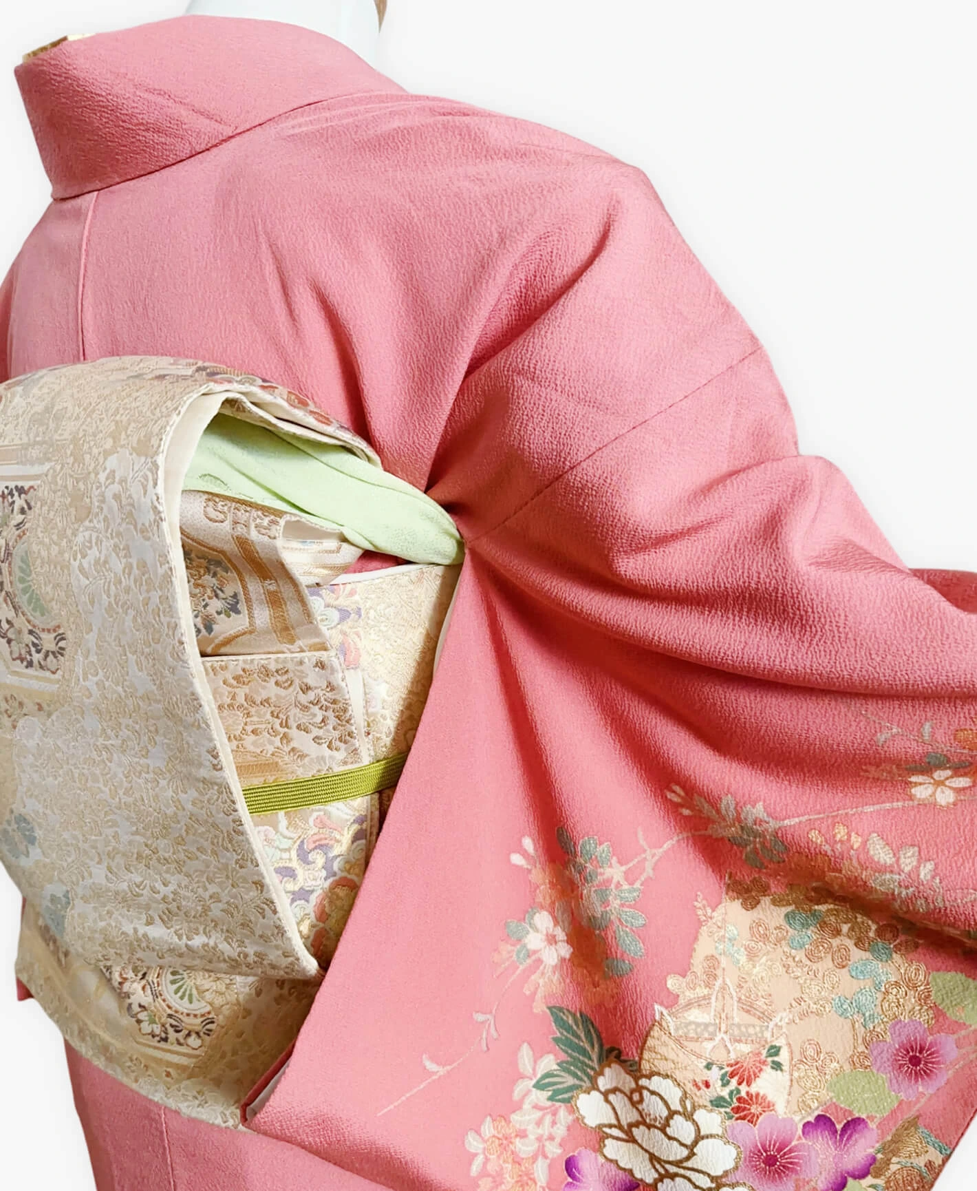 薄紅梅 ピンク系 暈し染め 金彩 牡丹 桜 流水 訪問着レンタル - 画像 4