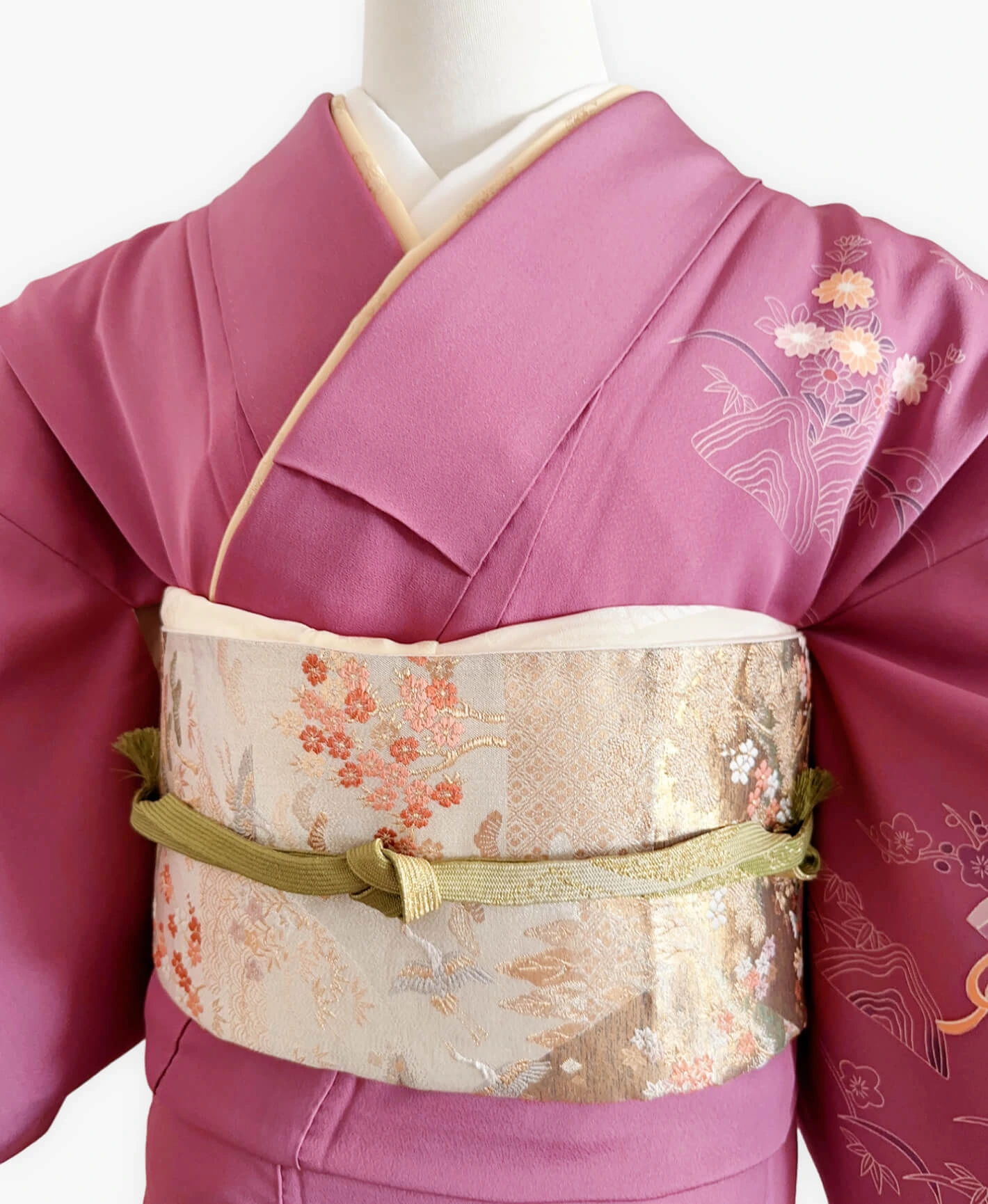 若紫 紫系 暈し染め 駒刺繍 金彩 松 菊 檜扇 御所車 訪問着レンタル - 画像 3