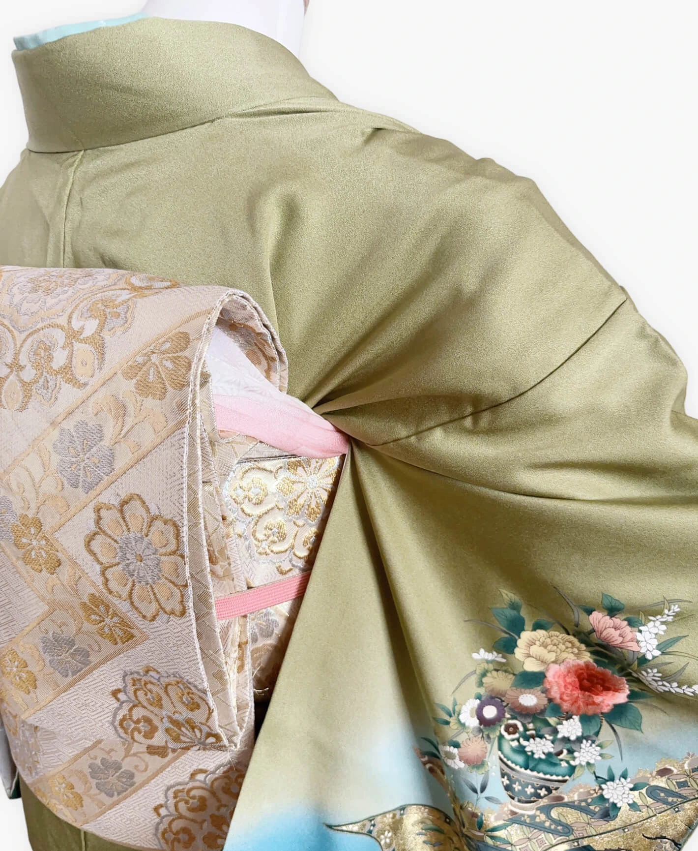 若葉色 緑系 暈し染め 駒刺繍 金彩 牡丹 花瓶 熨斗 訪問着レンタル - 画像 4
