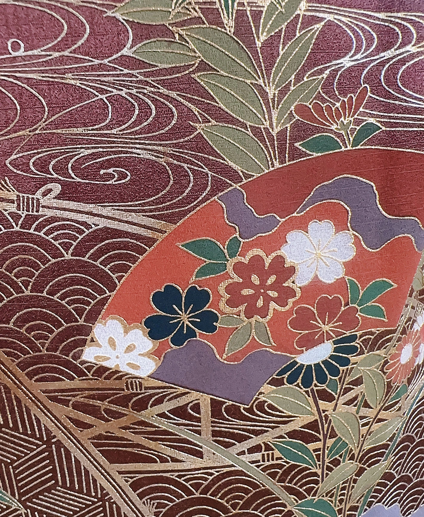 濃鼠 紫系 暈し染め 駒刺繍 金彩 扇面 花草 青海波 流水 訪問着レンタル - 画像 8