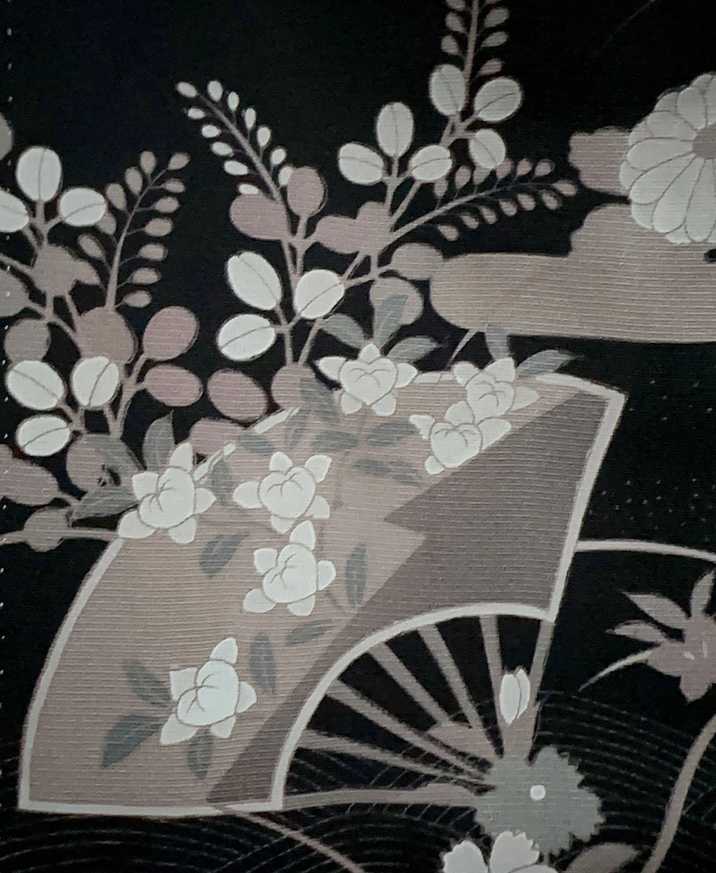 濡羽色 黒系 型染め 扇面 花草 絵が炭 ヱ霞 訪問着レンタル - 画像 6