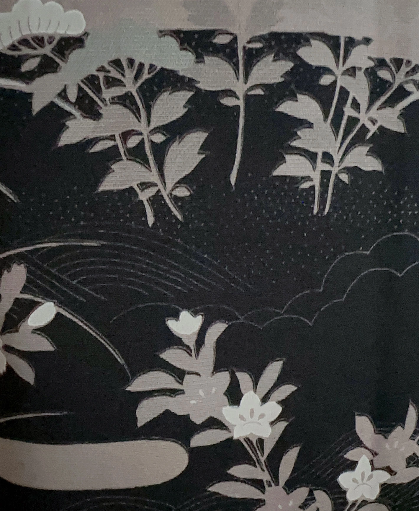 濡羽色 黒系 型染め 扇面 花草 絵が炭 ヱ霞 訪問着レンタル - 画像 8