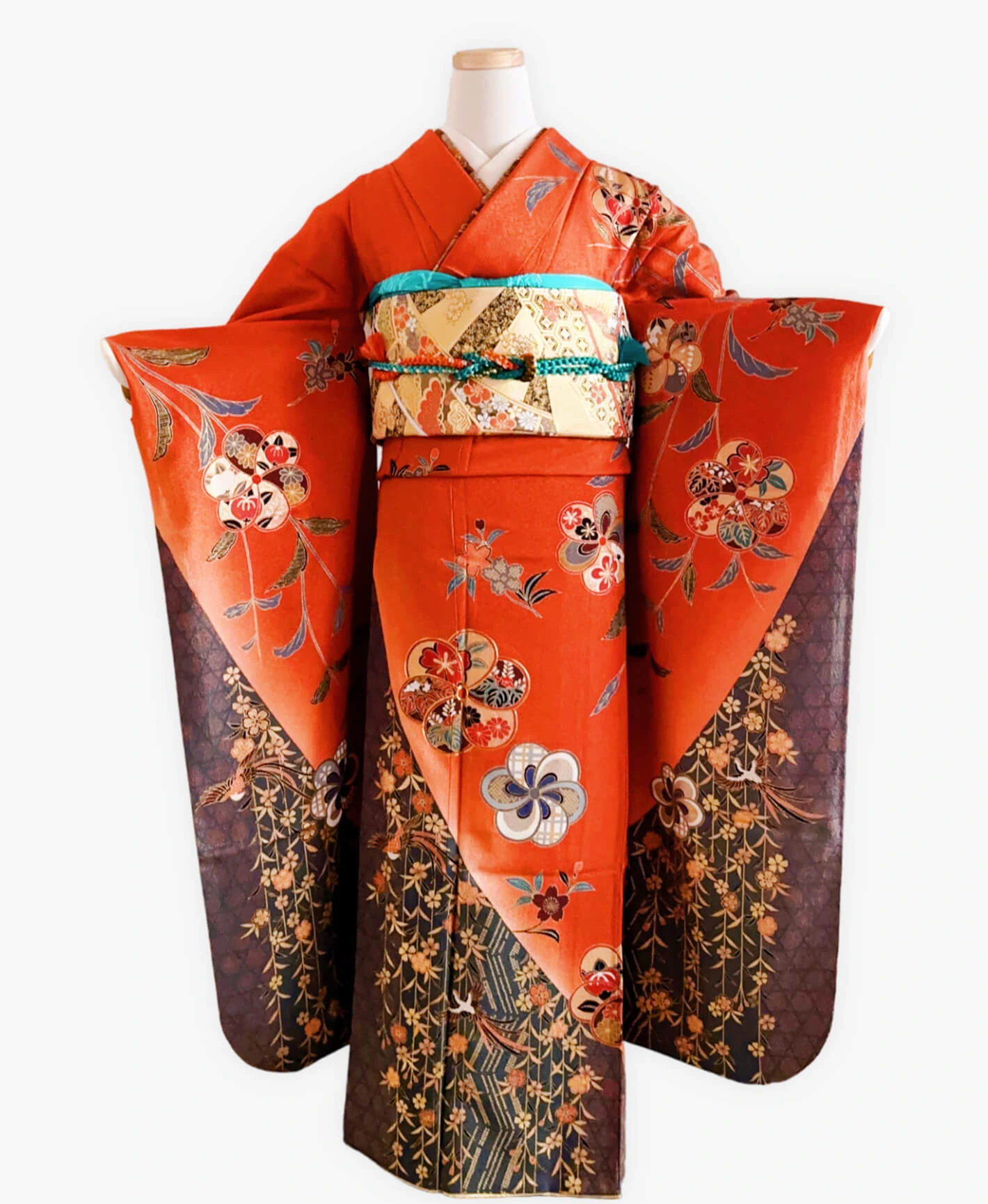 緋色 赤系 暈し染め 駒刺繍 金彩 鳳凰 枝垂れ桜 振袖レンタル - 画像 1