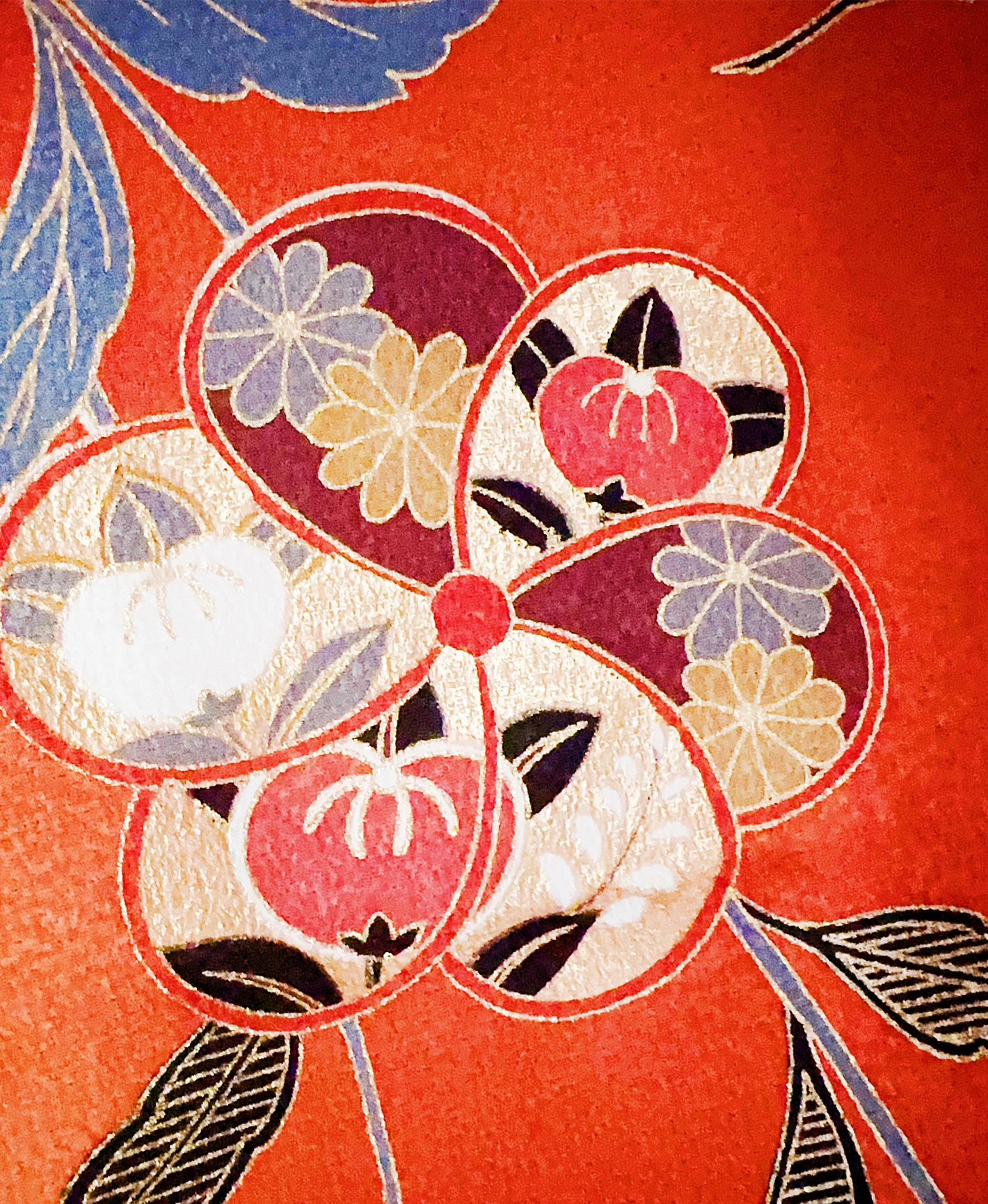 緋色 赤系 暈し染め 駒刺繍 金彩 鳳凰 枝垂れ桜 振袖レンタル - 画像 8