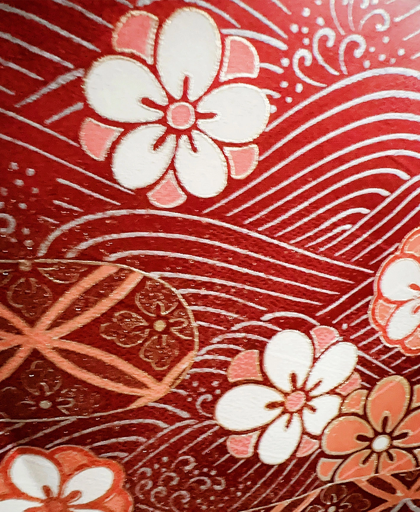 赤丹 赤系 暈し染め 駒刺繍 金彩 蝶 花草 ヱ霞 振袖レンタル - 画像 7