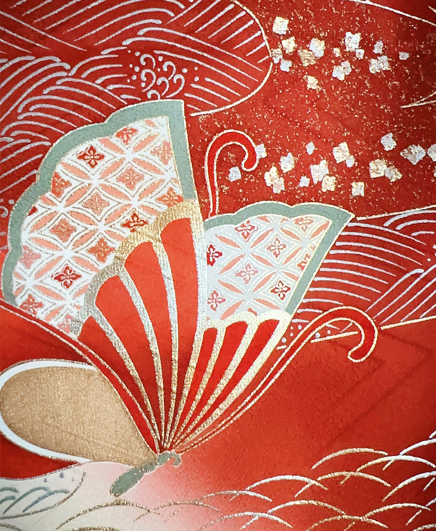 赤丹 赤系 暈し染め 駒刺繍 金彩 蝶 花草 ヱ霞 振袖レンタル - 画像 8