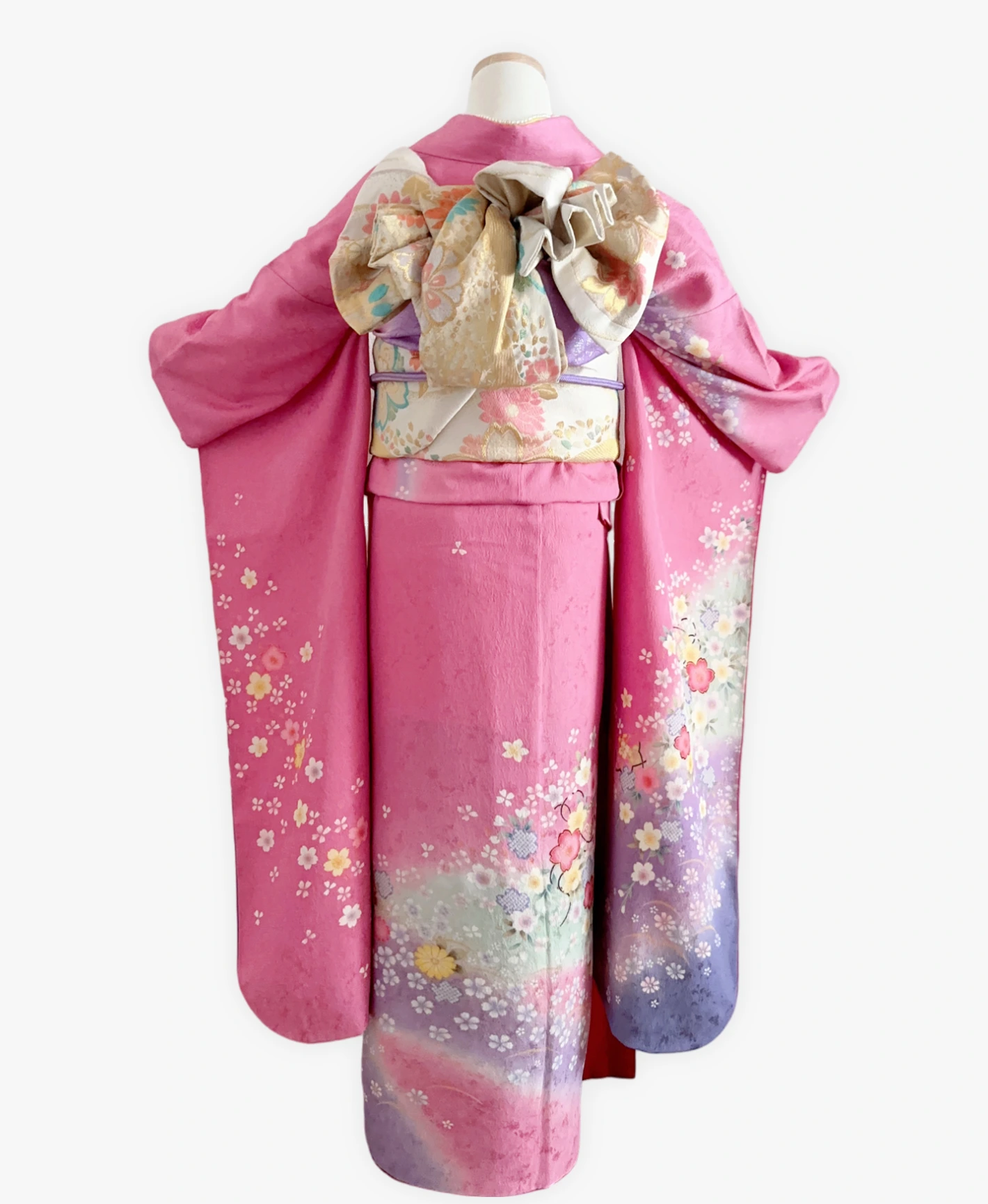 桃花色 ピンク系 暈し染め 手描き 桜吹雪 手鞠 振袖レンタル - 画像 2