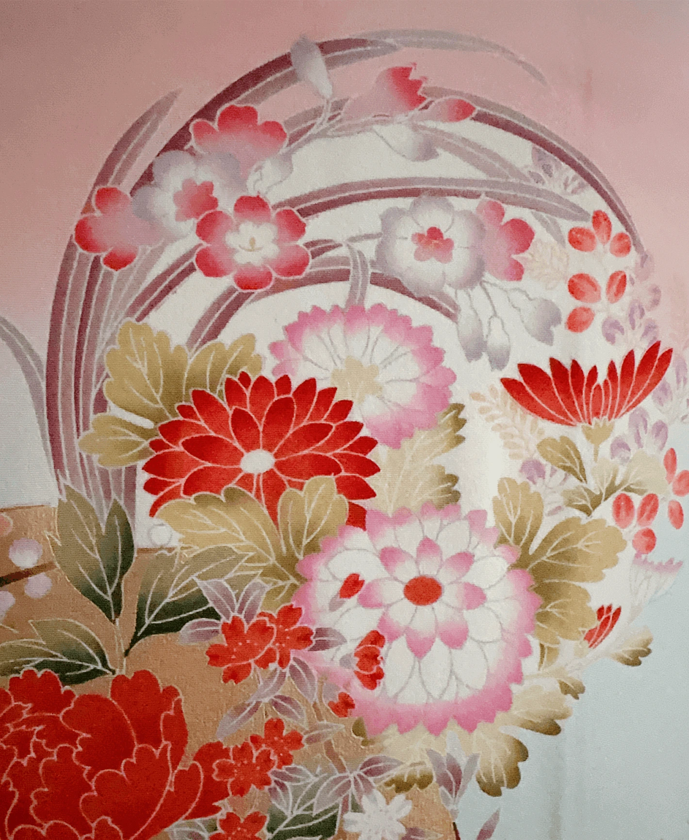 灰桜 ピンク系 暈し染め 金彩 花草 雪輪 振袖レンタル - 画像 6