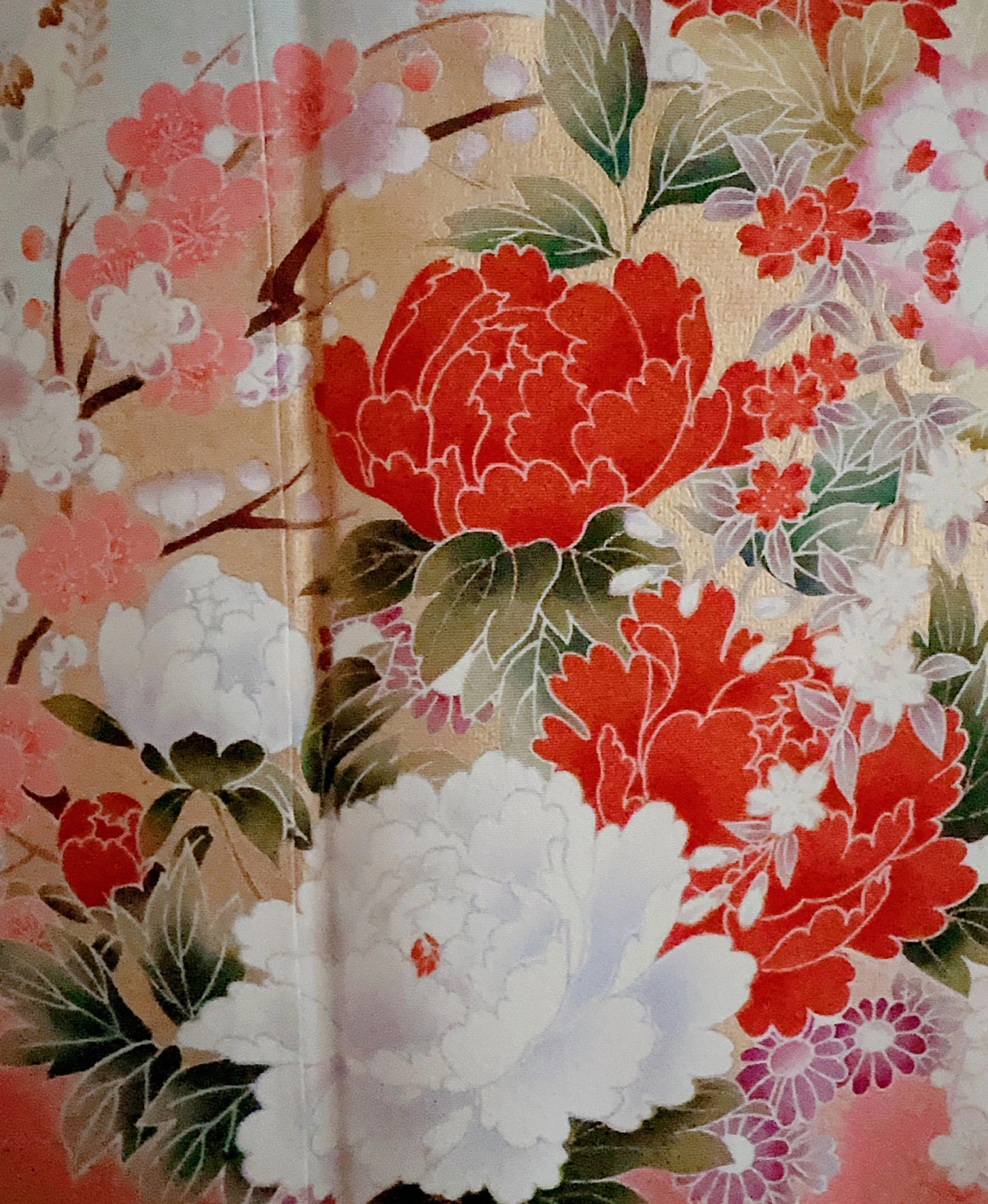 灰桜 ピンク系 暈し染め 金彩 花草 雪輪 振袖レンタル - 画像 7