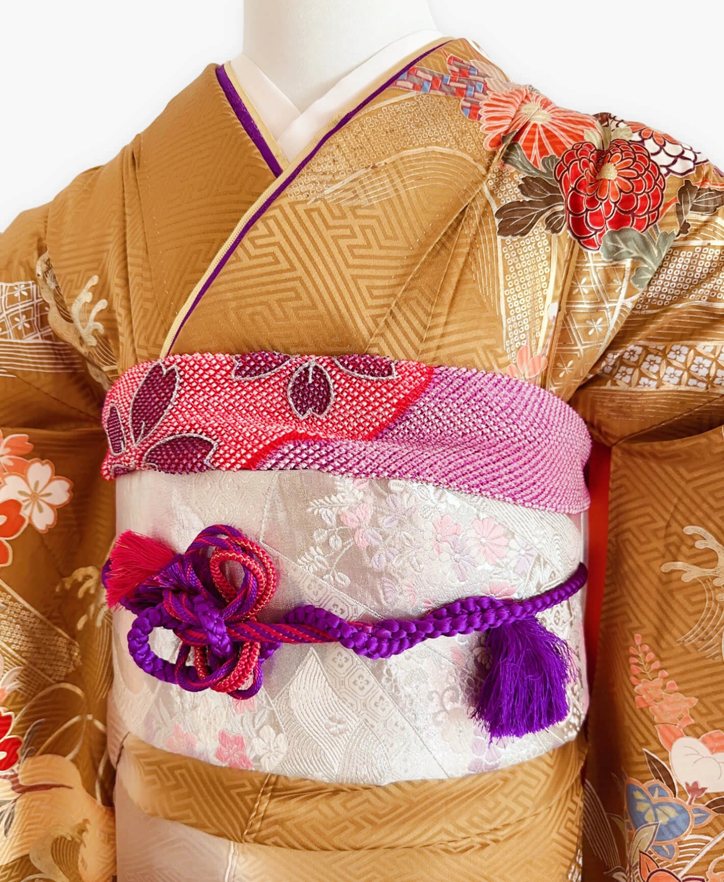 柑子色 黄系 暈し染め 金彩 牡丹 春秋 吉祥文 振袖レンタル - 画像 3