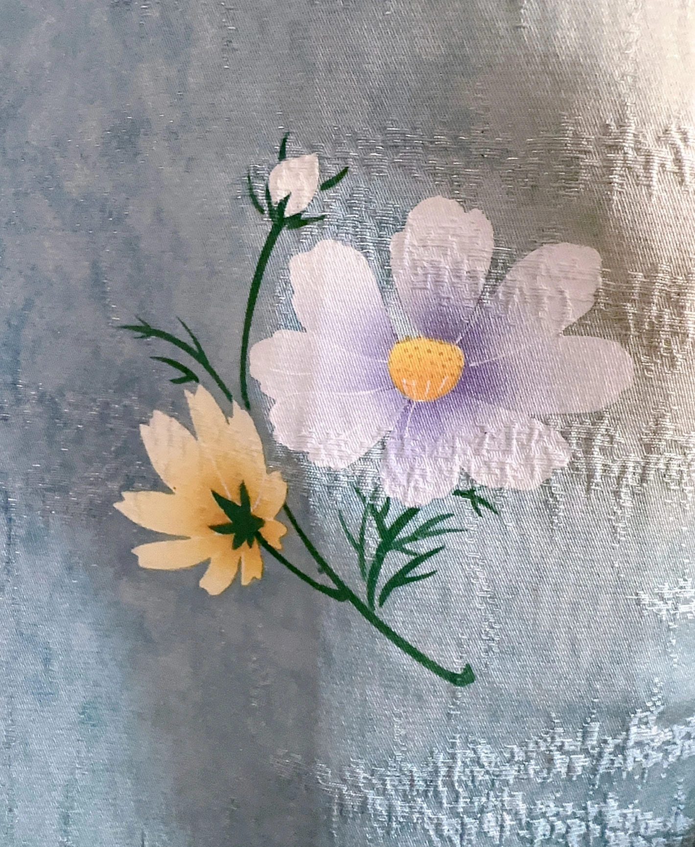 空色 青系 暈し染め 銀通し 手描き 花吹雪 振袖レンタル - 画像 9