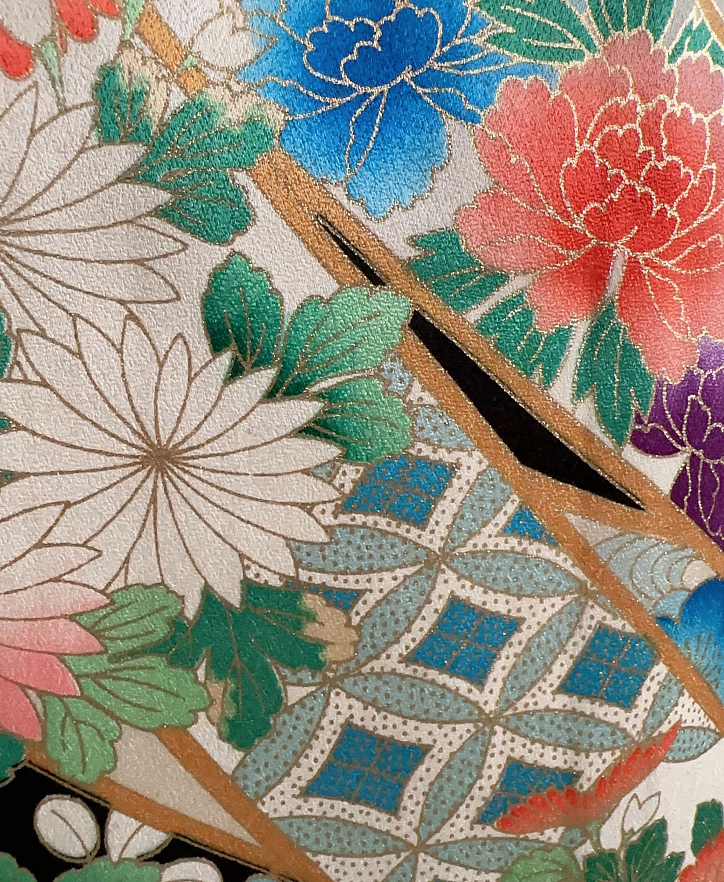 烏羽色 黒系 暈し染め 駒刺繍 金彩 熨斗 吉祥文 振袖レンタル - 画像 7
