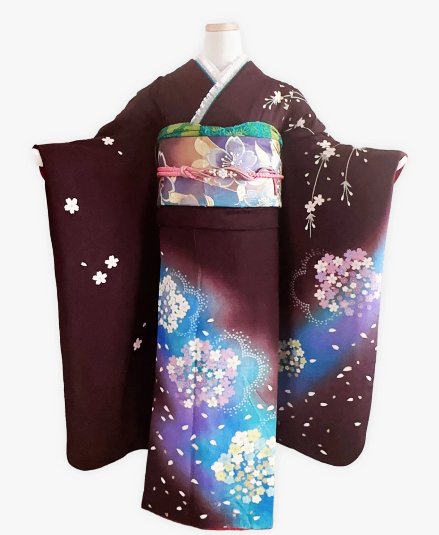 赤墨 黒系 暈し染め 手描き 垂枝れ桜 花吹雪 振袖レンタル - 画像 1