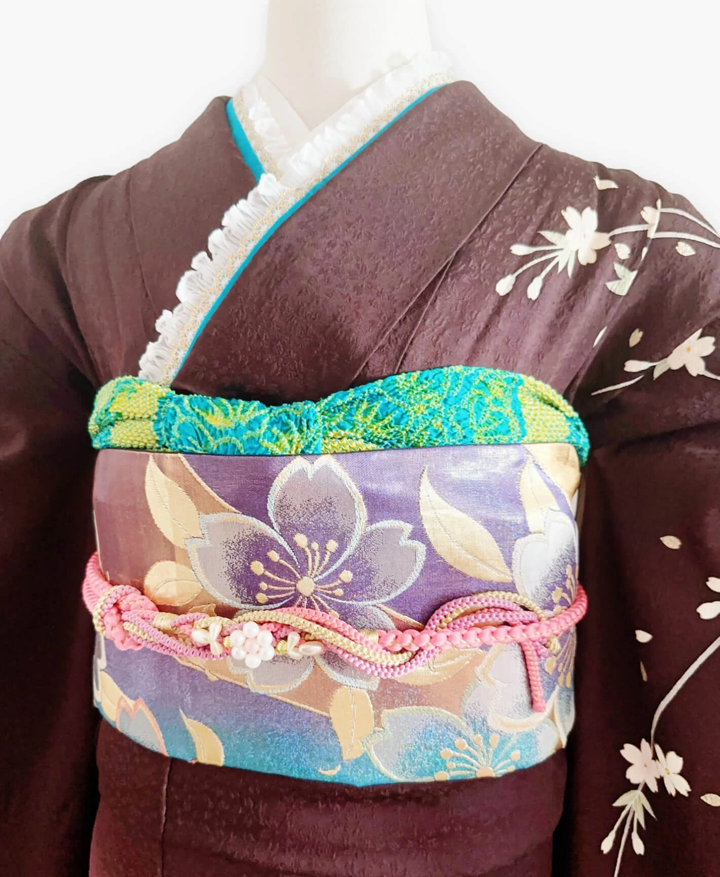 赤墨 黒系 暈し染め 手描き 垂枝れ桜 花吹雪 振袖レンタル - 画像 3