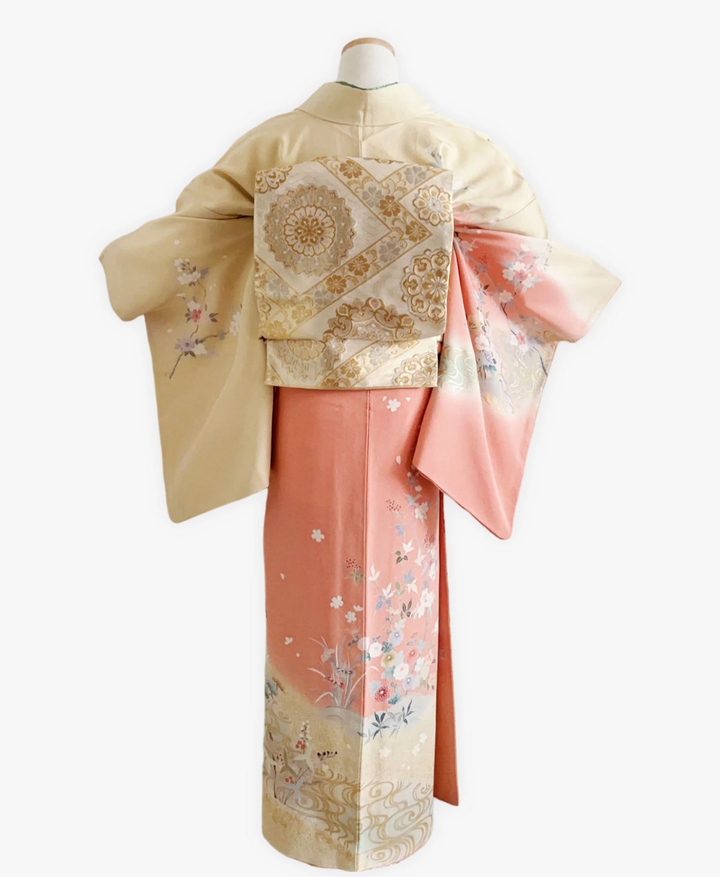 蒸栗色 黄系 暈し染め 金彩 松 牡丹 流水 御所車 訪問着レンタル - 画像 2
