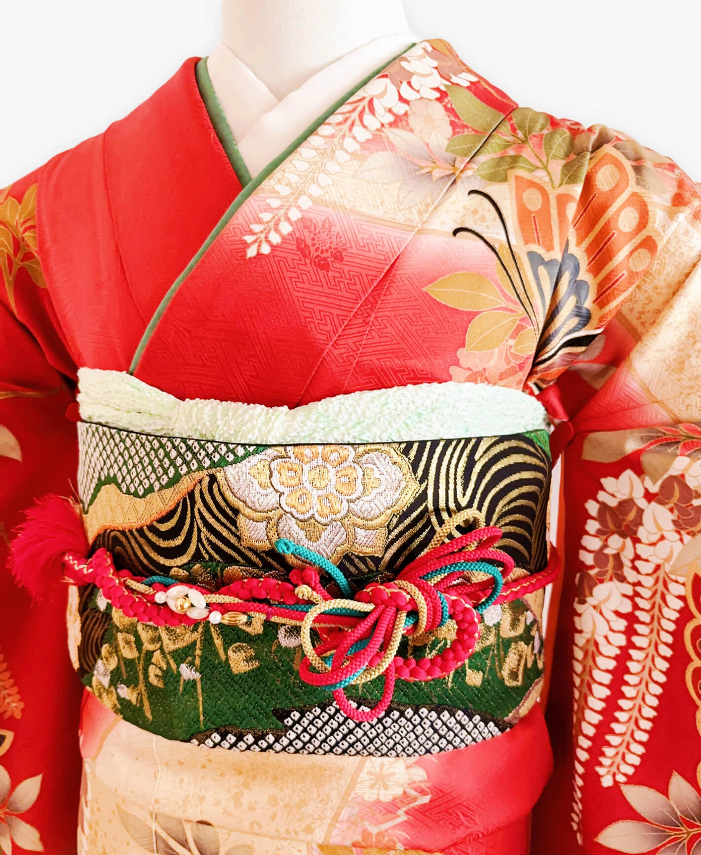 紅緋 赤系 暈し染め 駒刺繍 金彩 藤 蝶 花草 振袖レンタル - 画像 3