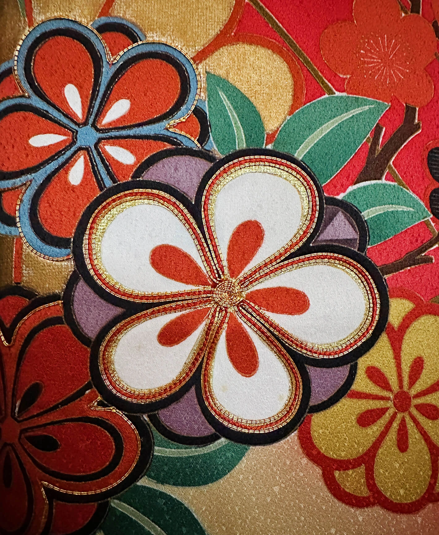 深緋色 赤系 駒刺繍 舞蝶 笹竹花文 振袖 - 画像 6