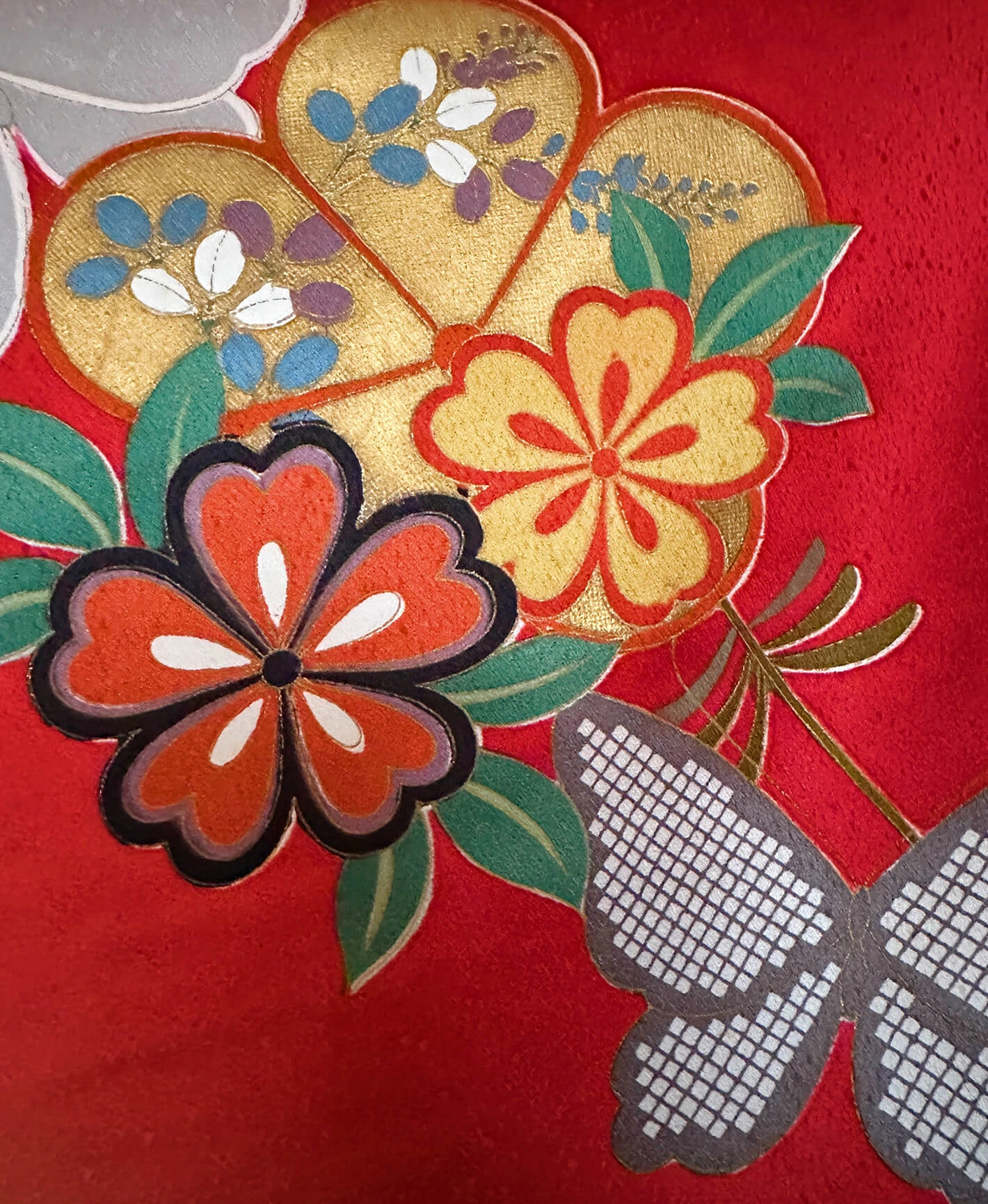 深緋色 赤系 駒刺繍 舞蝶 笹竹花文 振袖 - 画像 8