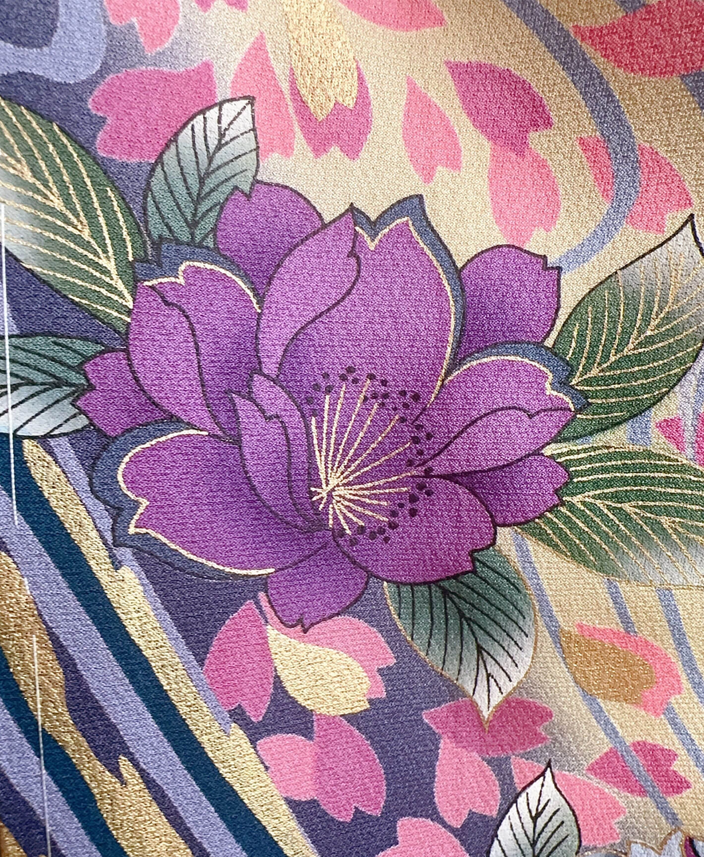青丹 緑系 暈し染め 金彩 牡丹 花草 流水 振袖レンタル - 画像 8