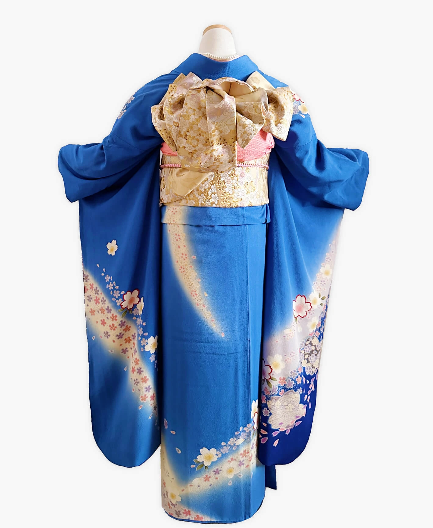 瑠璃色 青系 暈し染め 駒刺繍 櫻 手毬 振袖 - 画像 2