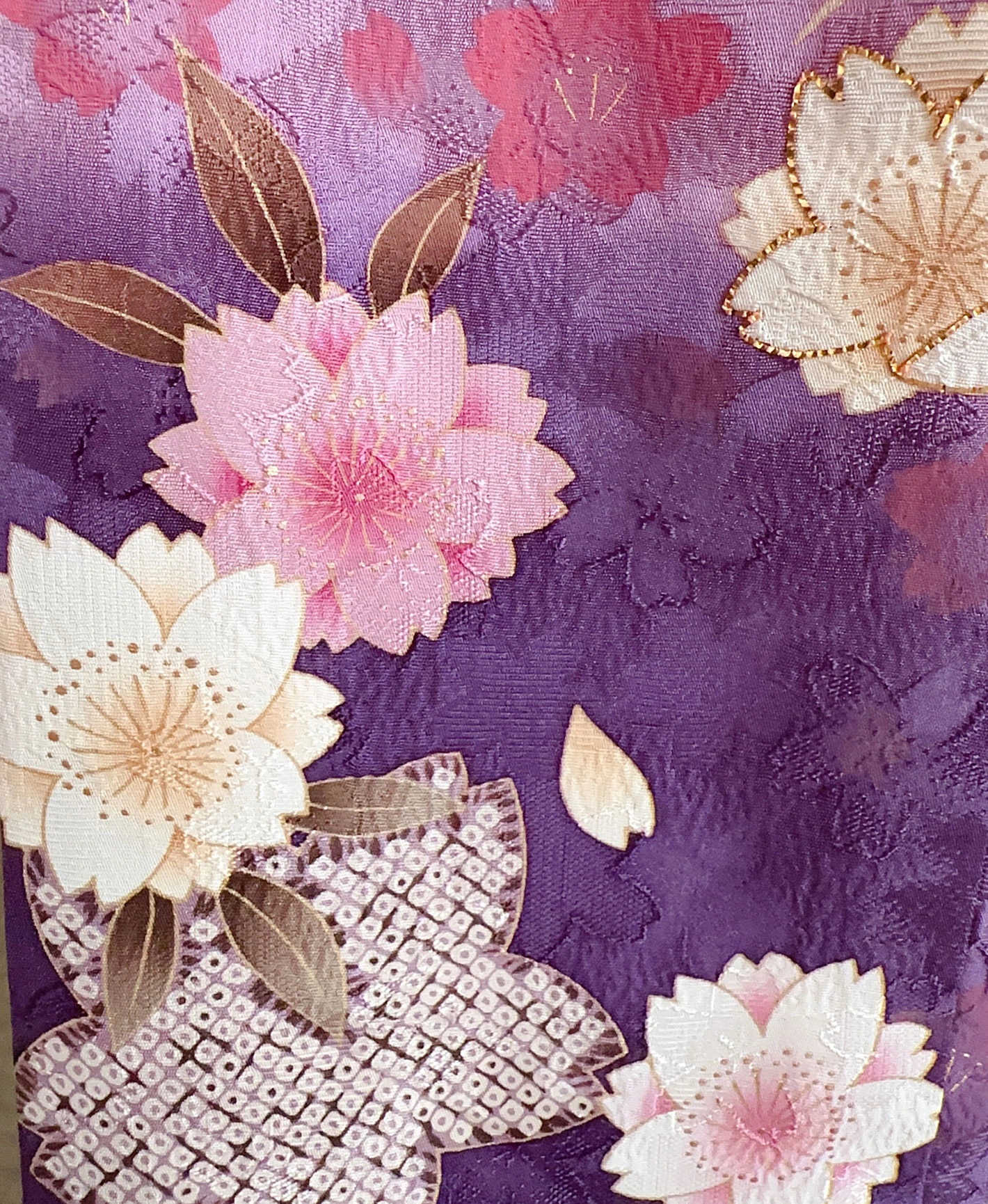 菖蒲色 紫系 暈し染め 金彩 桜 芝草 振袖レンタル - 画像 7